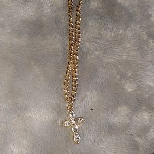 Cross gold necklace